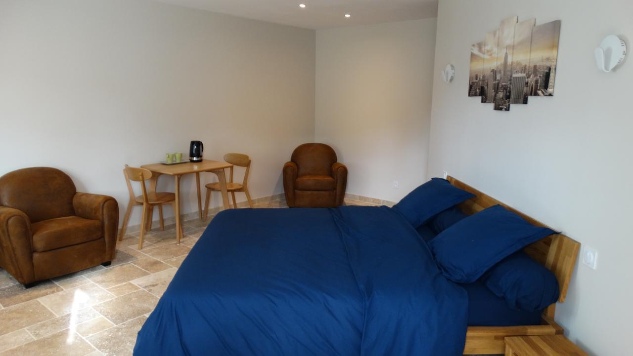 Bed and Breakfast Moulin De Reigner Anche  Экстерьер фото