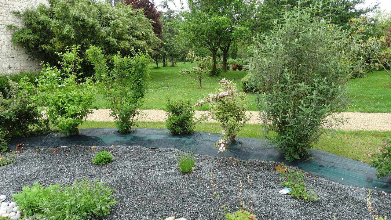 Bed and Breakfast Moulin De Reigner Anche  Экстерьер фото